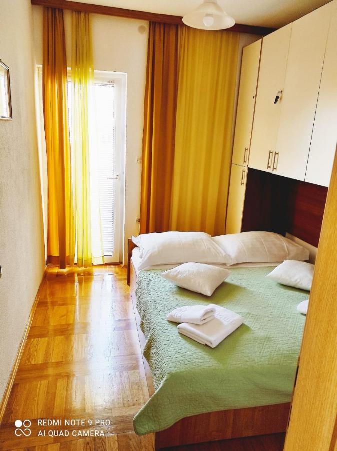 Apartment Topic Baška Voda Esterno foto