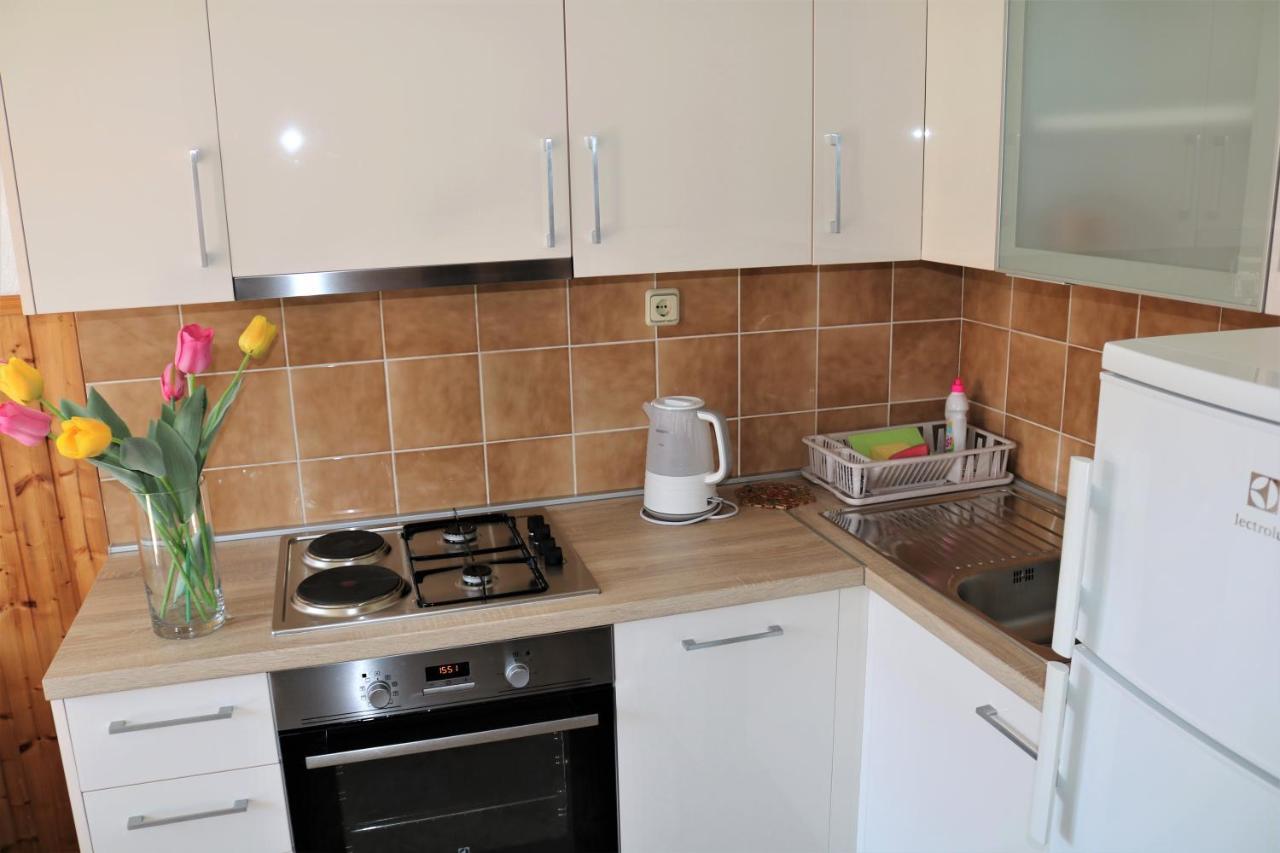 Apartment Topic Baška Voda Esterno foto